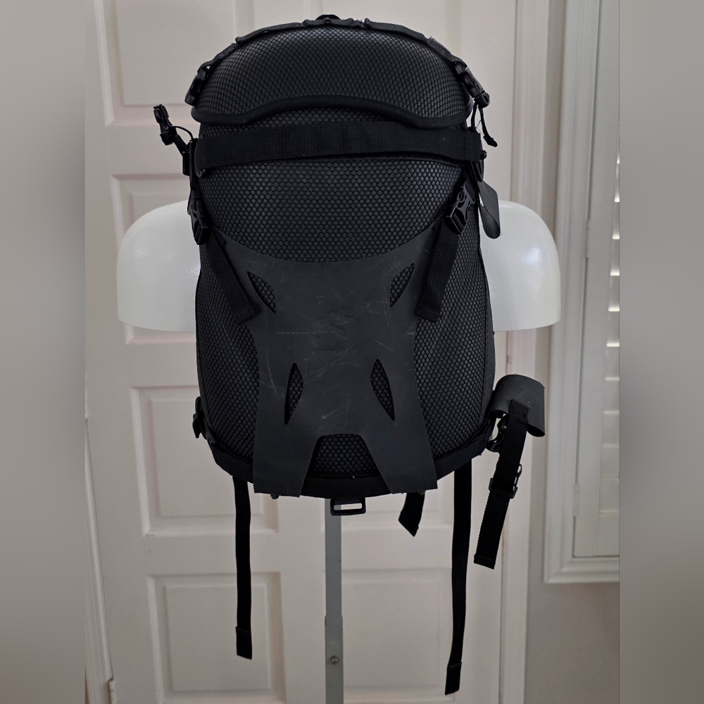 Boblbee Amphib 15 Ski & Snowboard Extreme Sports Backpack - Black Rare